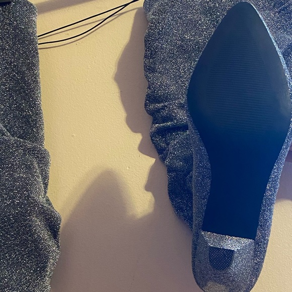 Womens boots - Picture 2 of 3